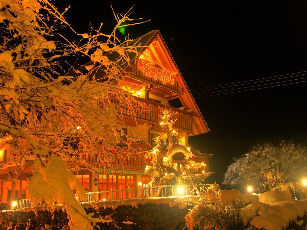 Landgasthof Zum Schuetzen โอเบอร์รีด ภายนอก รูปภาพ