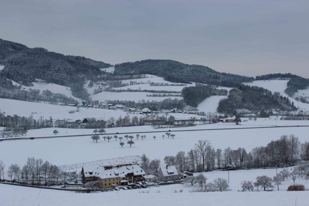 Landgasthof Zum Schuetzen โอเบอร์รีด ภายนอก รูปภาพ