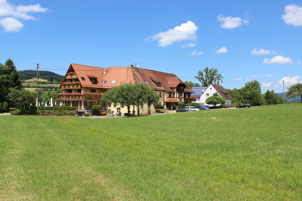 Landgasthof Zum Schuetzen โอเบอร์รีด ภายนอก รูปภาพ